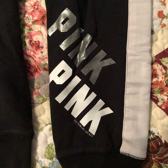 Victoria’s Secret Joggers - Picture 5 of 5